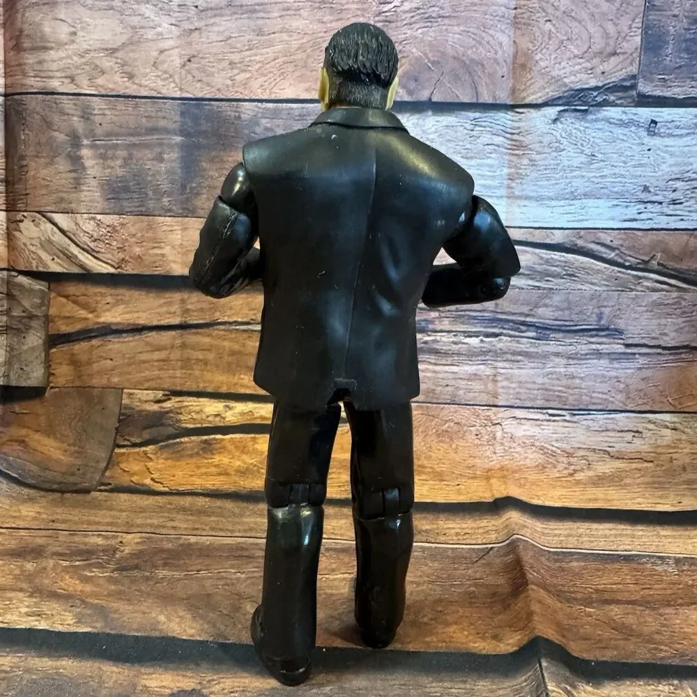 2004 WWE Armando Estrada Suited Action Figure Jakks Pacific Manager Vintage RA